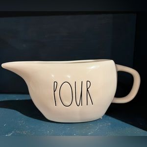 Pour Gravy Boat